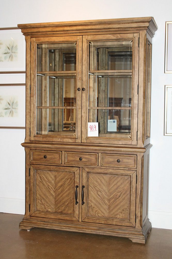 China Cabinet 969A