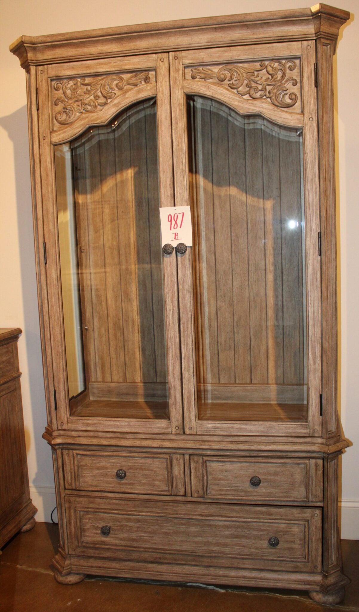 Cabinet 987B