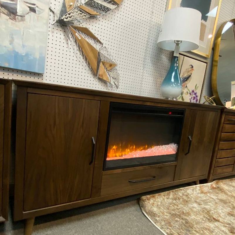 Fireplace 681