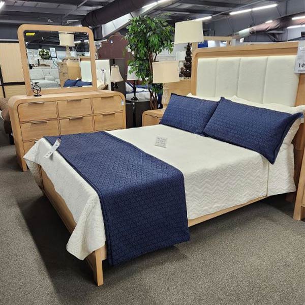 5pc Queen Bedroom Set 050
