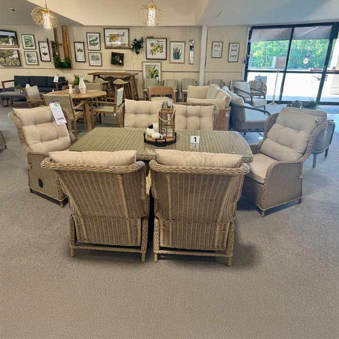 7pc Outdoor Dining Set 156