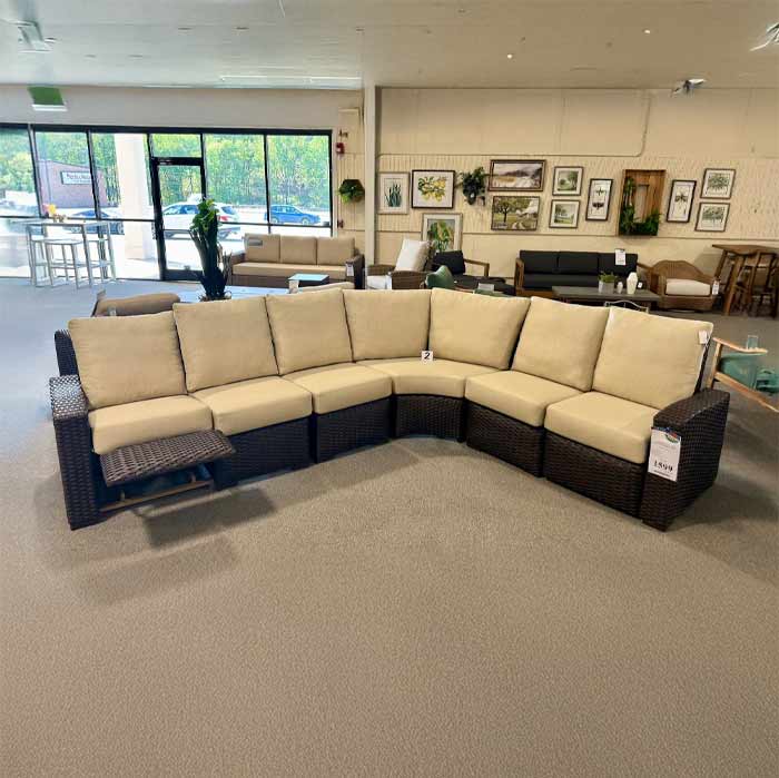 4pc Outdoor Reclining Sectional 243